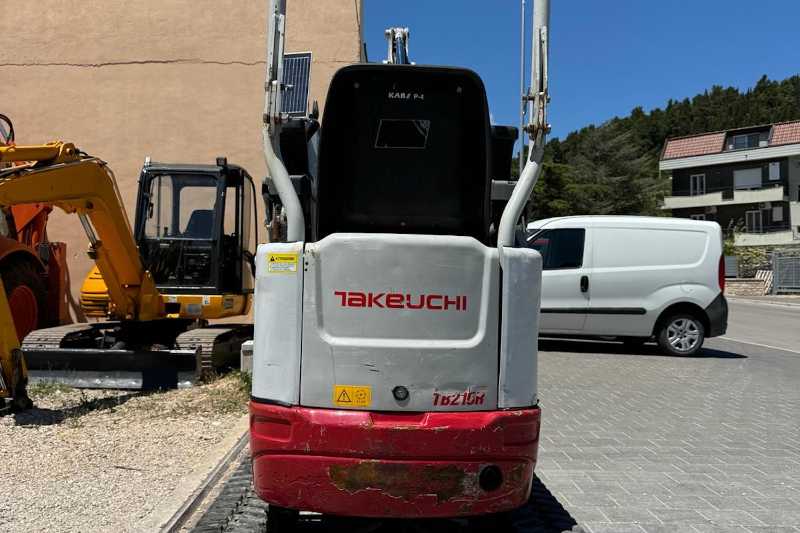 OmecoHub - Immagine TAKEUCHI TB210R